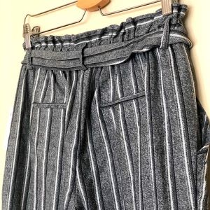 High Waist Cinched Pants - Hot Kiss Sz 7 NWT